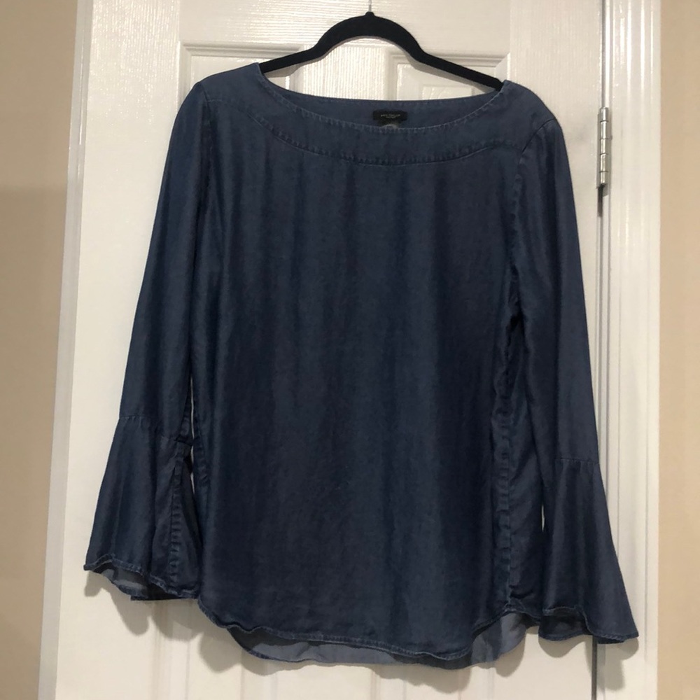 ANN TAYLOR Factory Chambray Blouse Size M